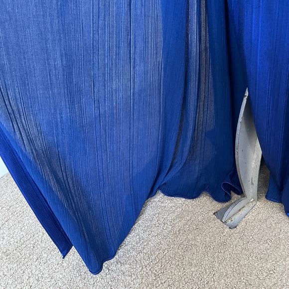 Retrofete "Natalie"Royal Blue metallic Gown - Picture 11 of 14